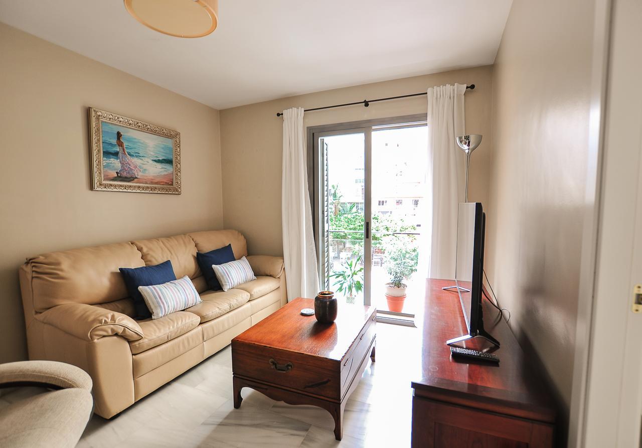 Acogedor Apartamento Junto A Calle Larios By Renthas Daire Málaga Dış mekan fotoğraf